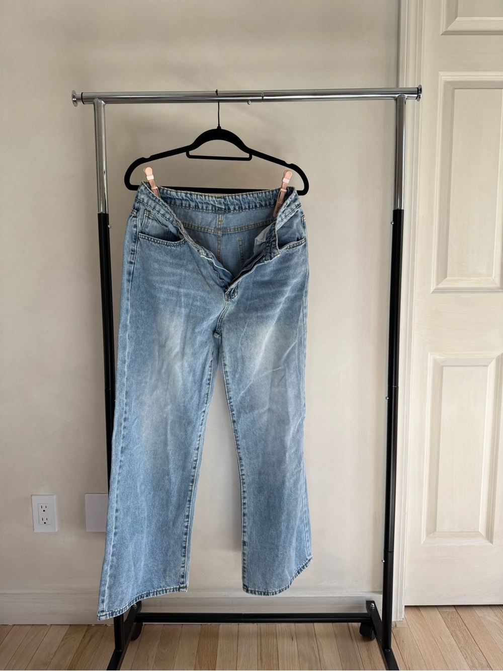 Light Blue Women's Straight-Leg Jeans